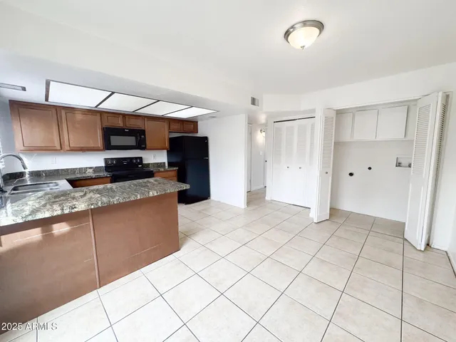 $1,499 | 6729 North 44th Avenue, Glendale, AZ 85301