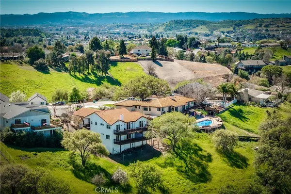 $1,250,000 | 731 Renate Way, Paso Robles, CA 93446