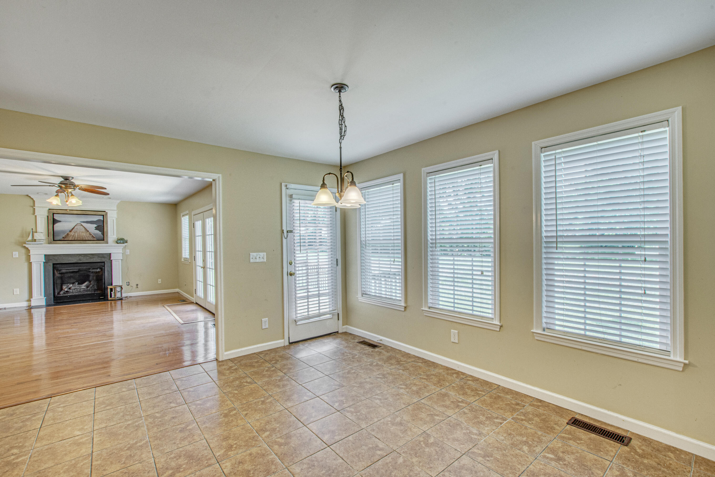 1735 Pimlico Boulevard Moncks Corner, SC 29461 - Photo 12 of 45 33 (4)