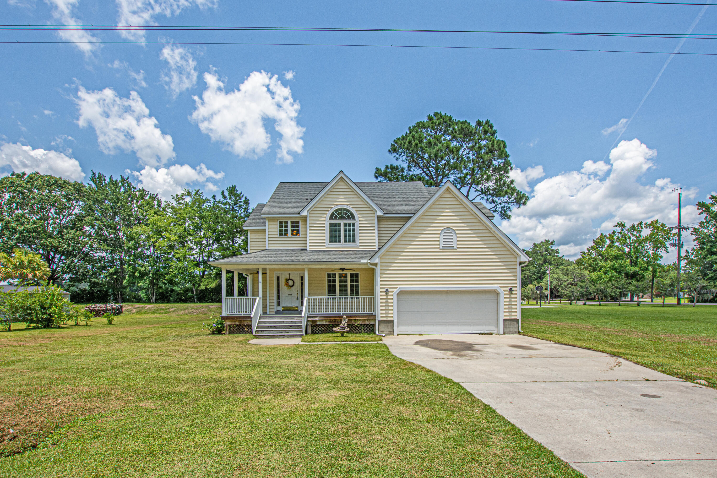 1735 Pimlico Boulevard Moncks Corner, SC 29461 - Photo 2 of 45 0-9 (5)