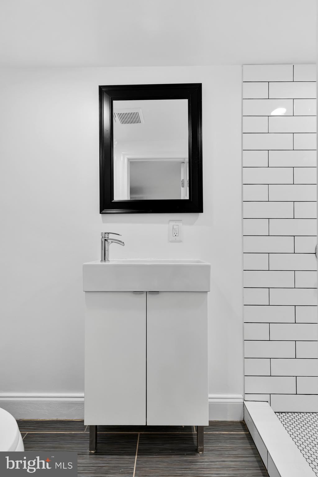 2025 Park Road Northwest Washington, DC 20010 - Photo 49 of 62 Gallery Image 49