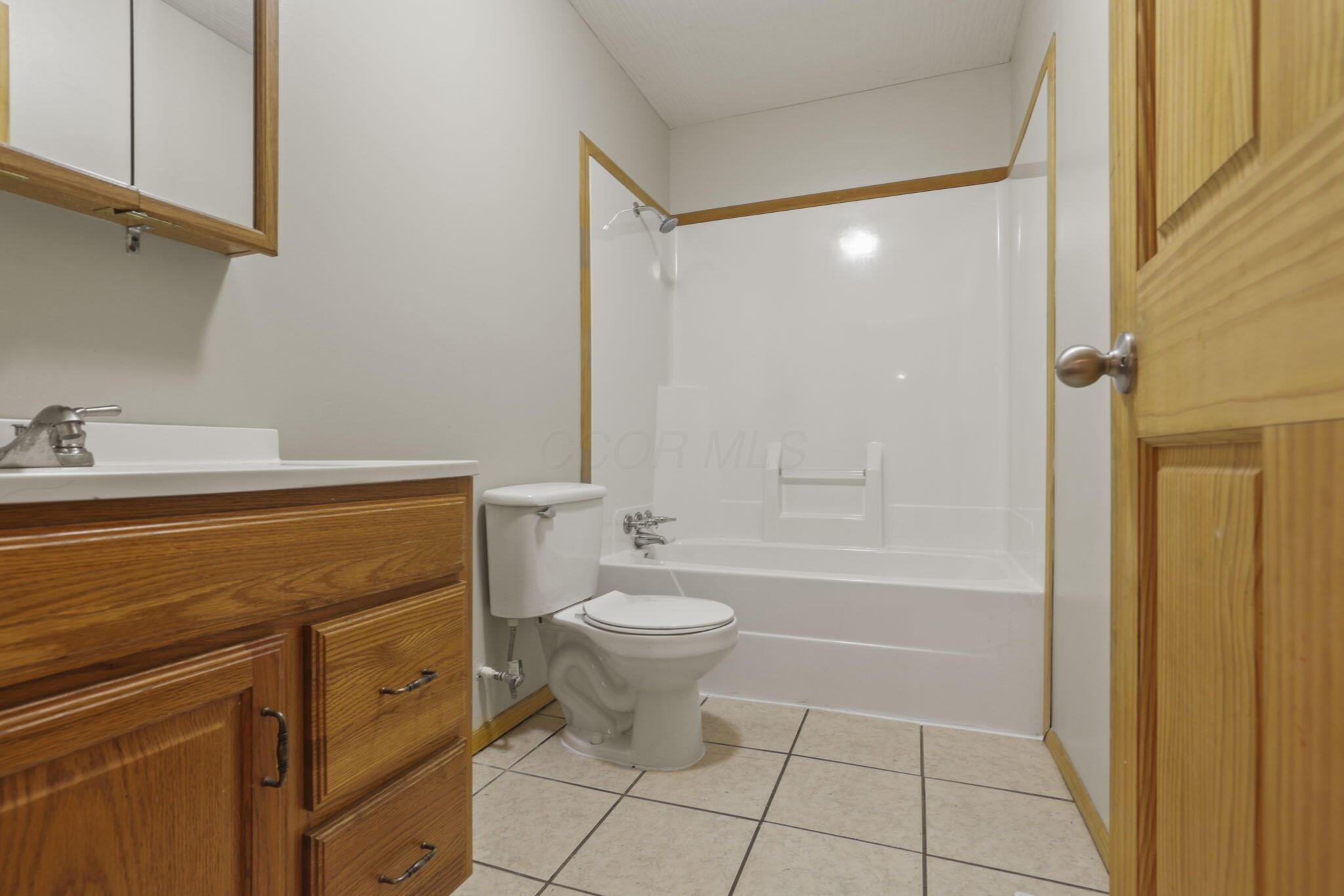 10295 Lookout Road Southwest Lancaster, OH 43130 - Photo 33 of 70 1000006379