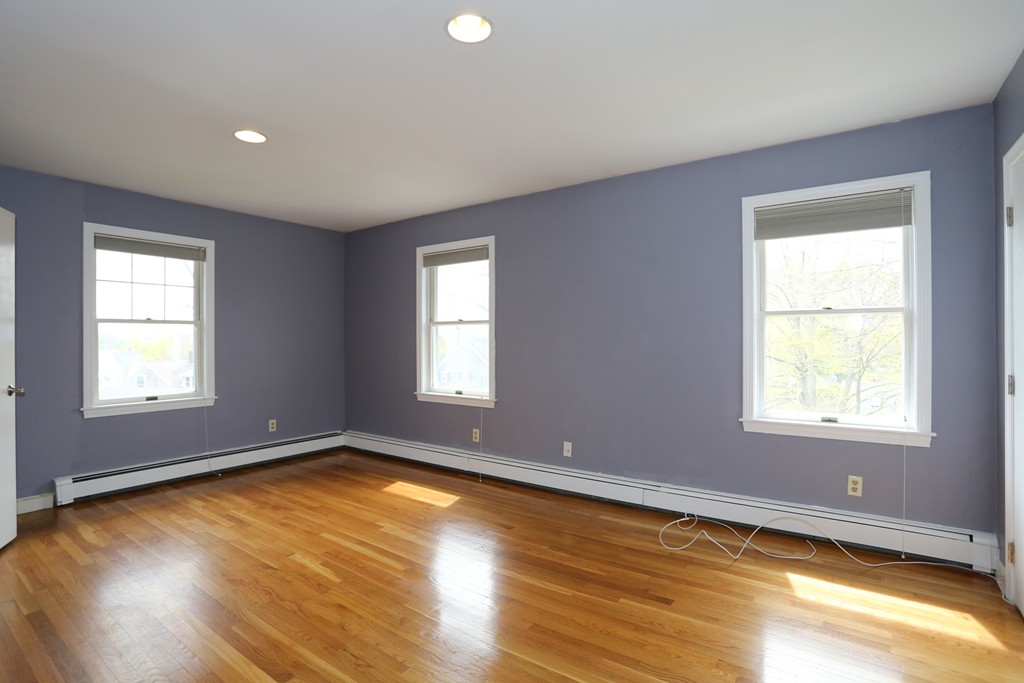 42 Ingleside Road Needham, MA 02492 - Photo 14 of 25