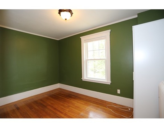 42 Ingleside Road Needham, MA 02492 - Photo 16 of 25