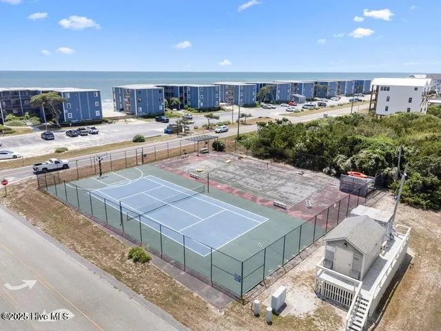 $1,600 | 2182 New River Inlet Road, Unit 279, North Topsail Beach, NC 28460