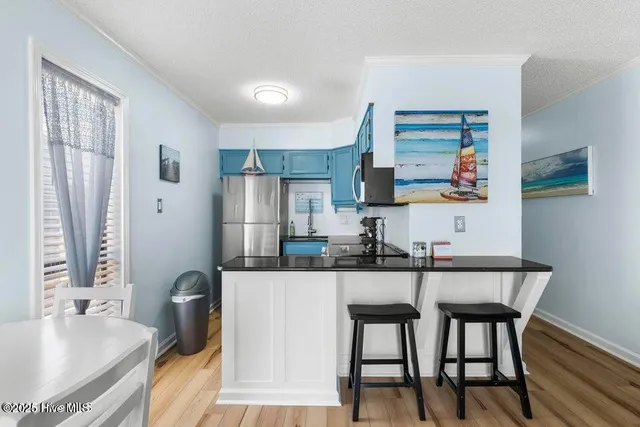 $1,600 | 2182 New River Inlet Road, Unit 279, North Topsail Beach, NC 28460