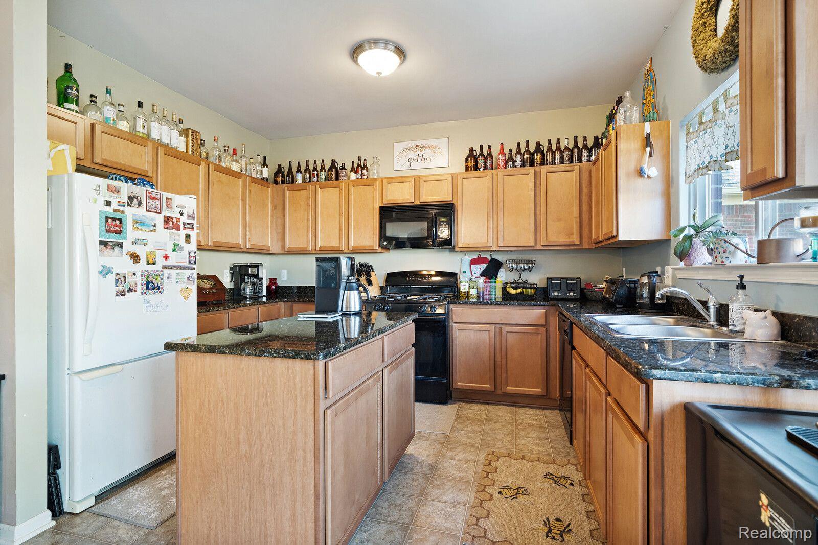 30248 Bradmore Road Warren, MI 48092 - Photo 8 of 33 Gallery Image 8