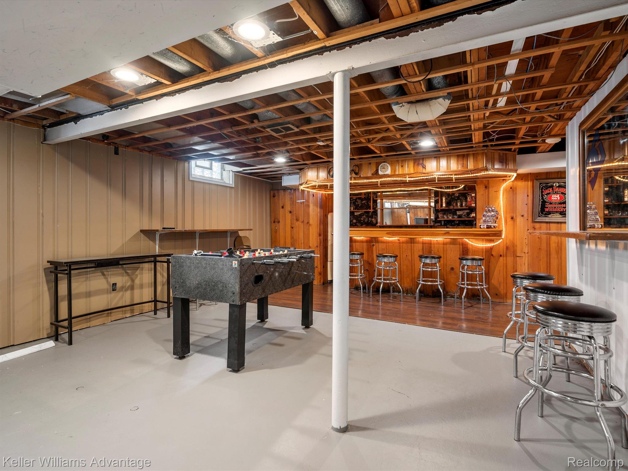 31217 Kelly Road Fraser, MI 48026 - Photo 20 of 25 partially finished basement great for entertaining