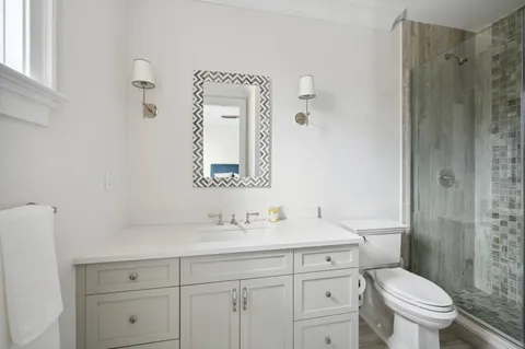 72 Birchwood Lane, Bridgehampton, NY 11932