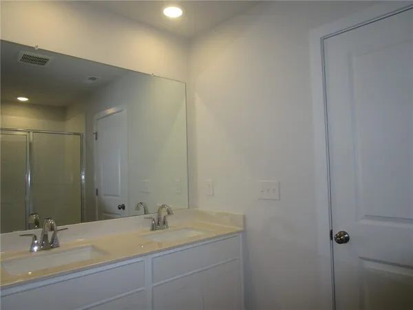 $2,400 | 5234 Mulberry Crk Way, Flowery Branch, GA 30542