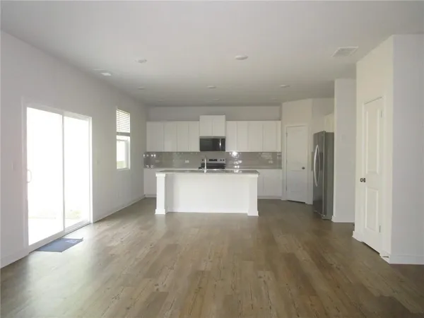 $2,400 | 5234 Mulberry Crk Way, Flowery Branch, GA 30542