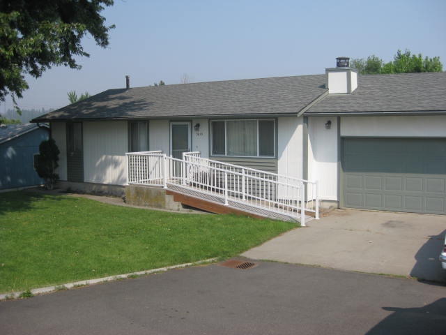 3015 East Farwell Road Mead, WA 99021 - Photo 2 of 9