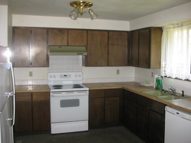 3015 East Farwell Road Mead, WA 99021 - Photo 4 of 9