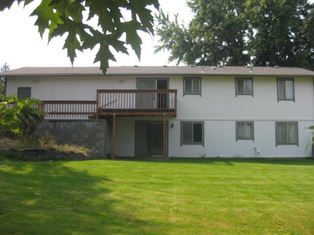 3015 East Farwell Road Mead, WA 99021 - Photo 7 of 9