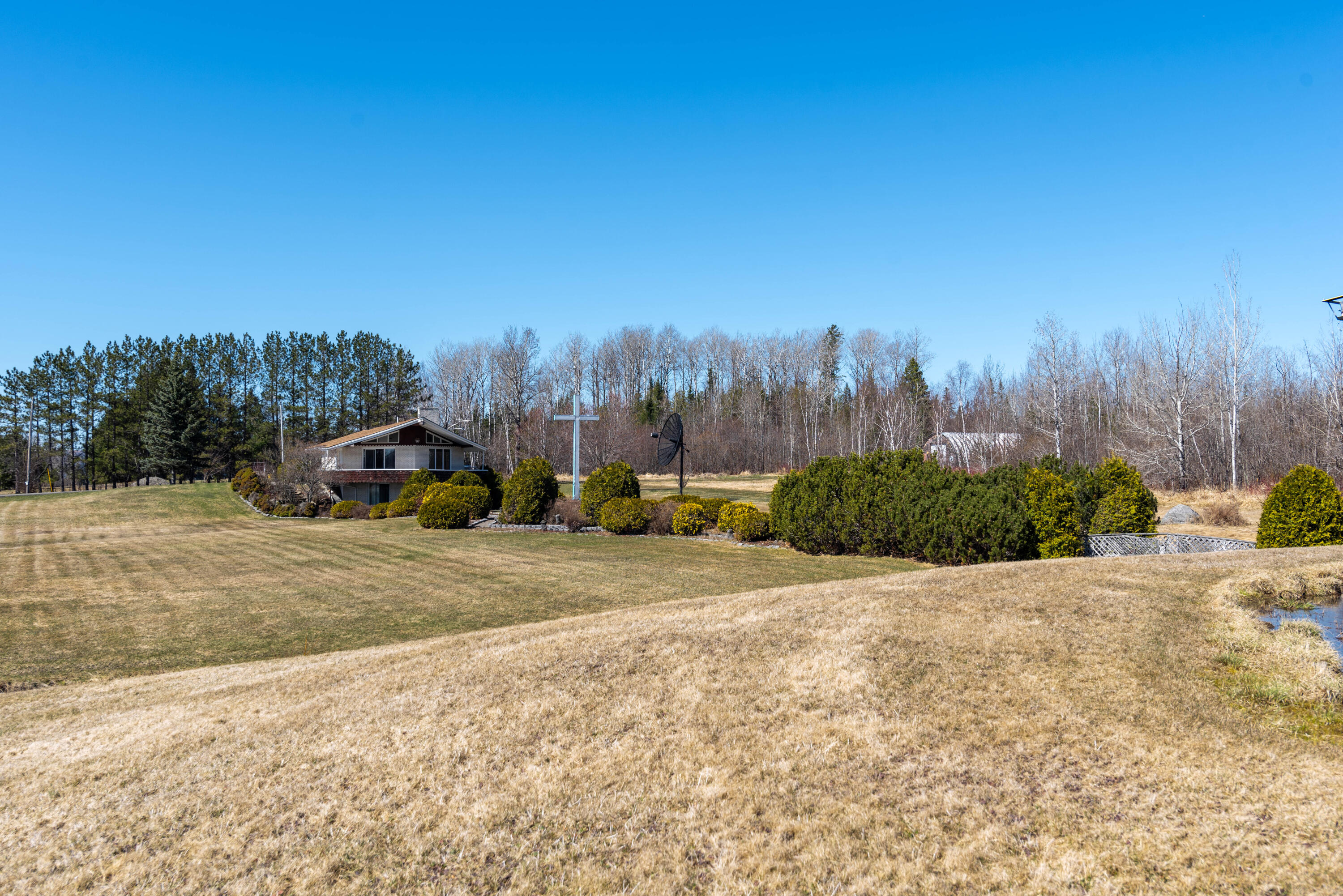 454 Lake Shore Road Madawaska, ME 04773 - Photo 9 of 39 DSC_0520