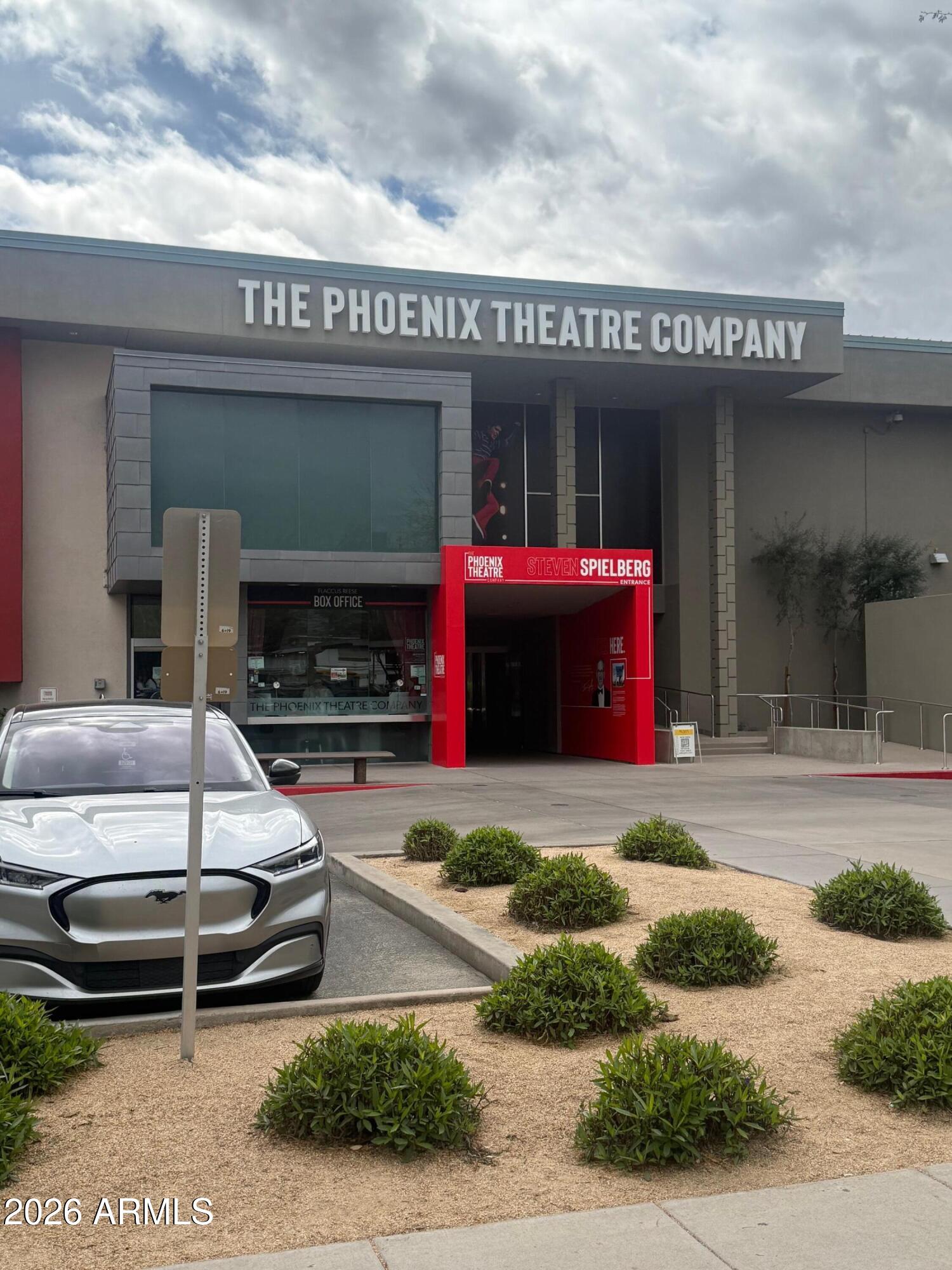 126 East Coronado Road, Unit 17 Phoenix, AZ 85004 - Photo 30 of 30 a front view of a house with a garden