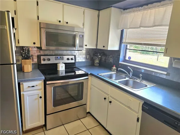 $258,000 | 403 McArthur Avenue, Lehigh Acres, FL 33936