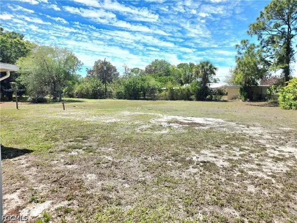 $258,000 | 403 McArthur Avenue, Lehigh Acres, FL 33936