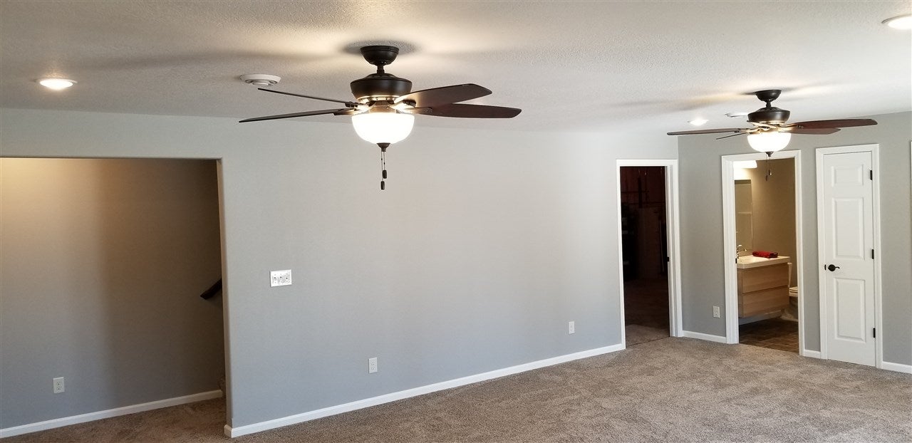 3115 West Point Circle Riverside, IA 52327 - Photo 35 of 41 Gallery Image 35