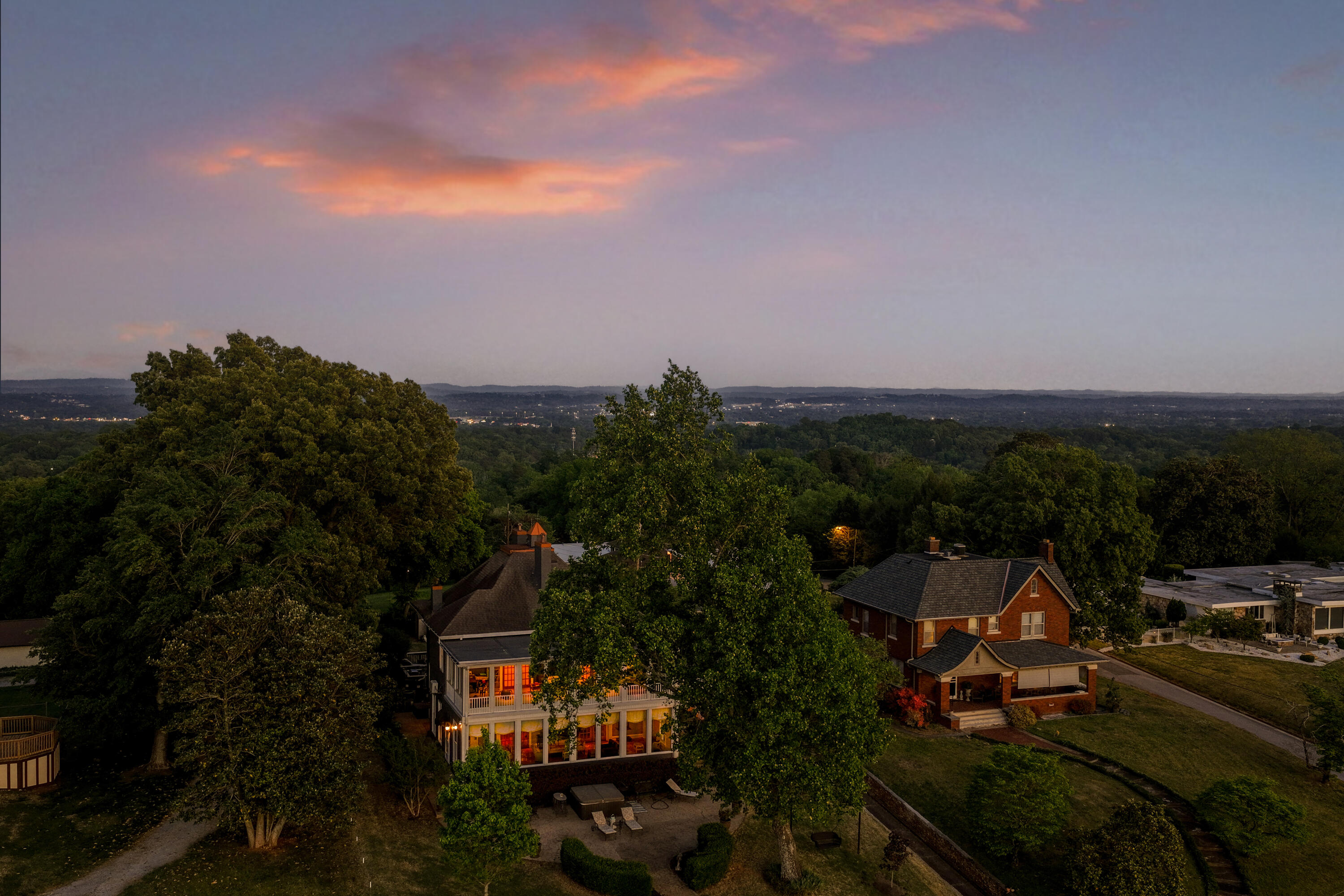 46 North Crest Road Chattanooga, TN 37404 - Photo 86 of 93 NCrestTwilight-3
