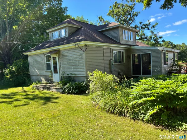 $309,999 | 514 Mashamoquet Road, Pomfret, CT 06259