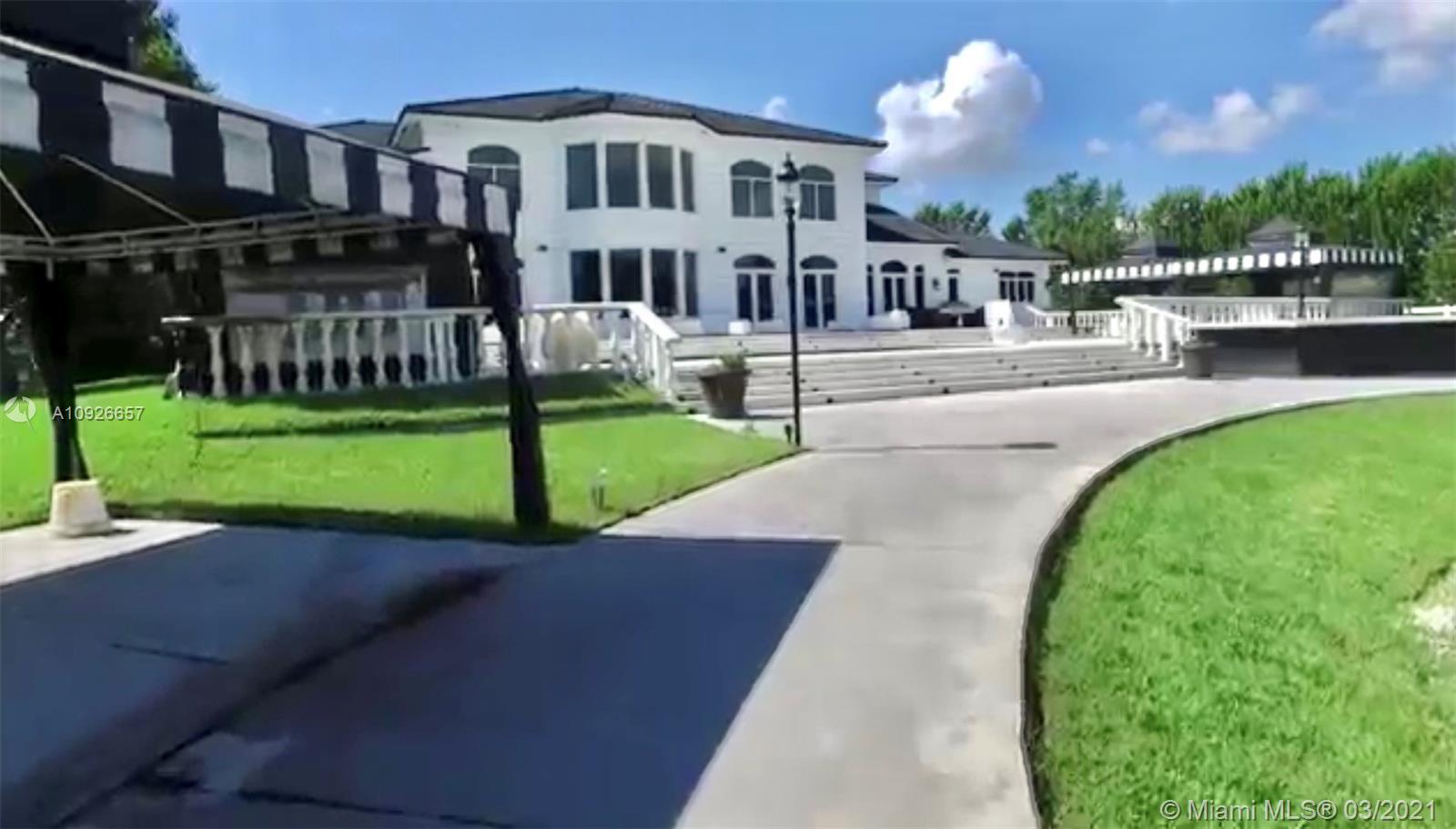 13951 Stirling Road Southwest Ranches, FL 33330 - Photo 31 of 39