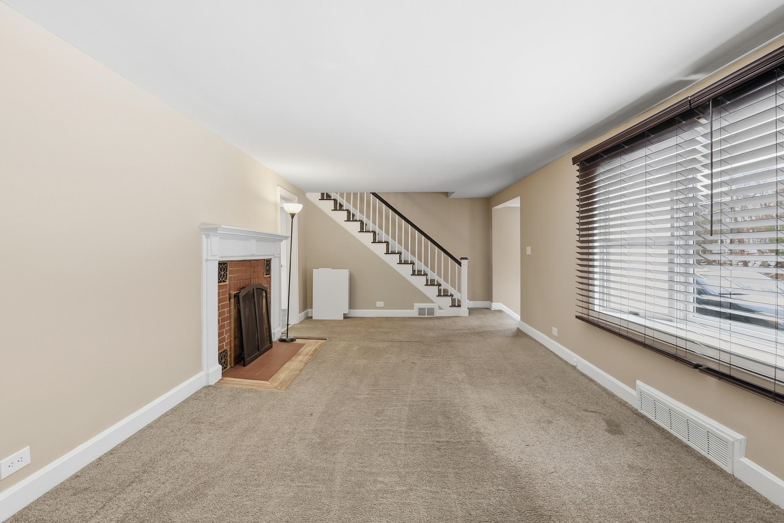 291 Mast Road Manchester, NH 03102 - Photo 13 of 35