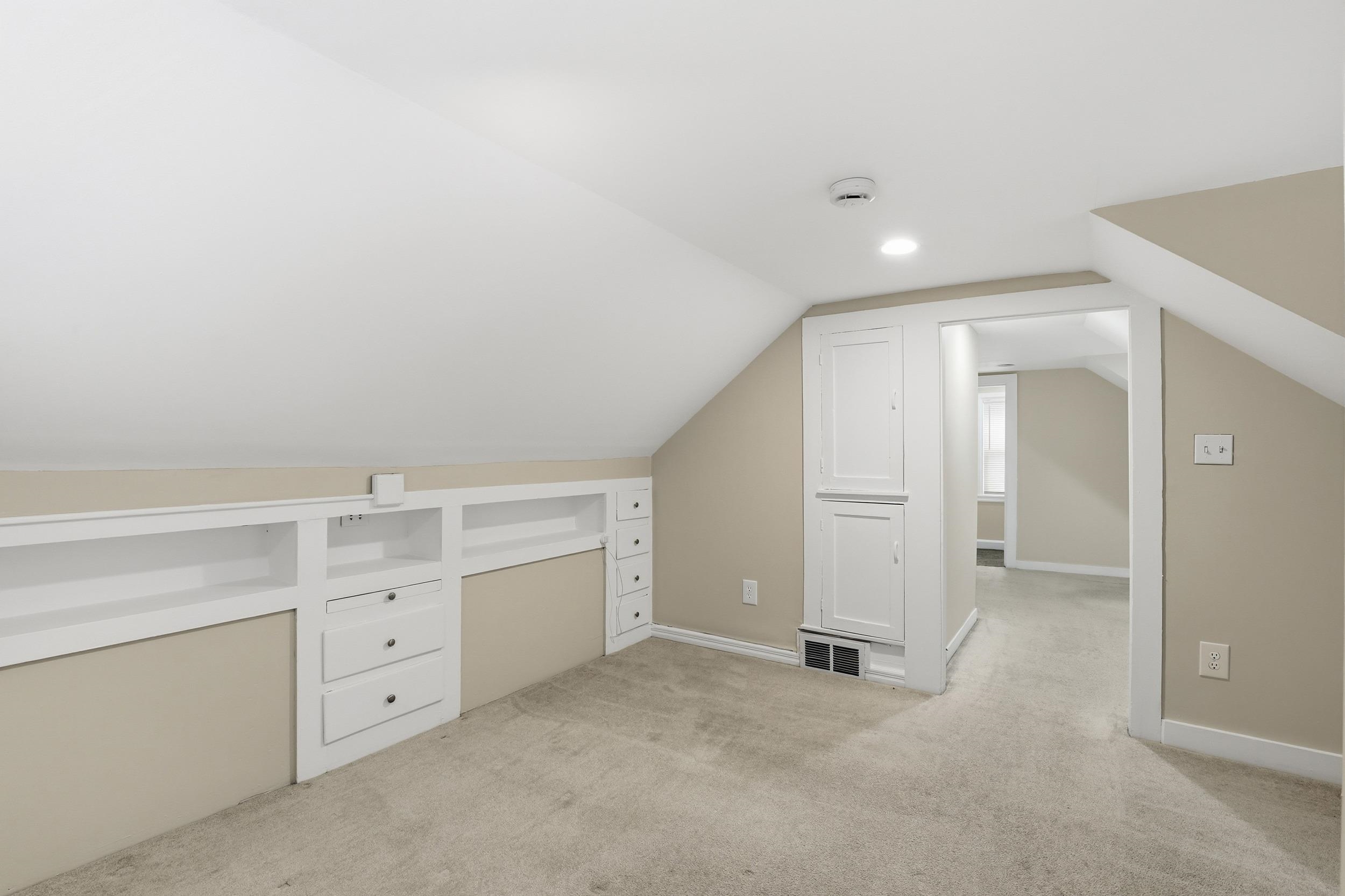 291 Mast Road Manchester, NH 03102 - Photo 16 of 35