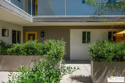 $599,000 | 588 East San Lorenzo Road, Unit 104, Palm Springs, CA 92264