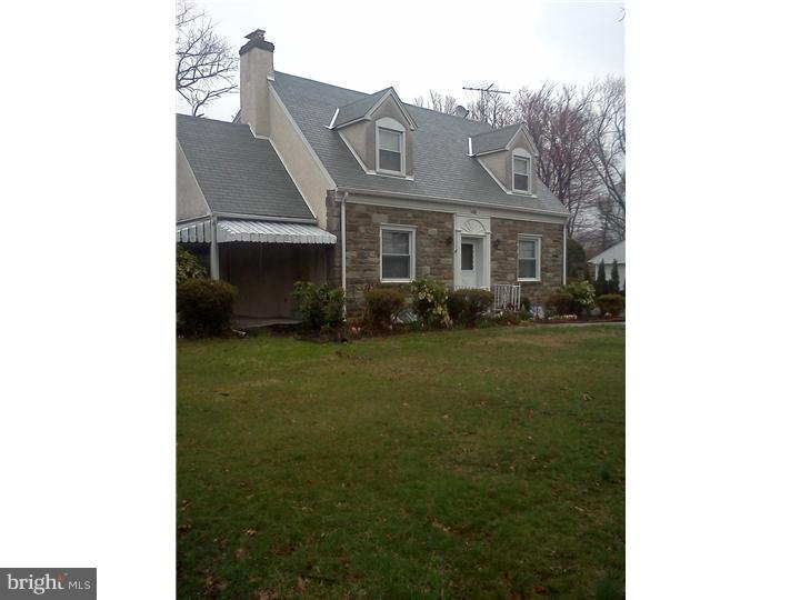 486 Lawrence Road Broomall, PA 19008 - Photo 2 of 6 Exterior Front