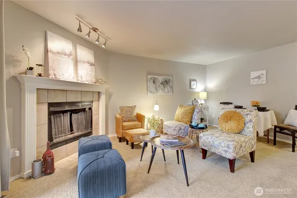 $249,950 | 1126 North 198th Street, Unit B302, Shoreline, WA 98133