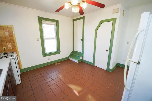 $695 | 415 East East Street, Unit A, Delmar, MD 21875