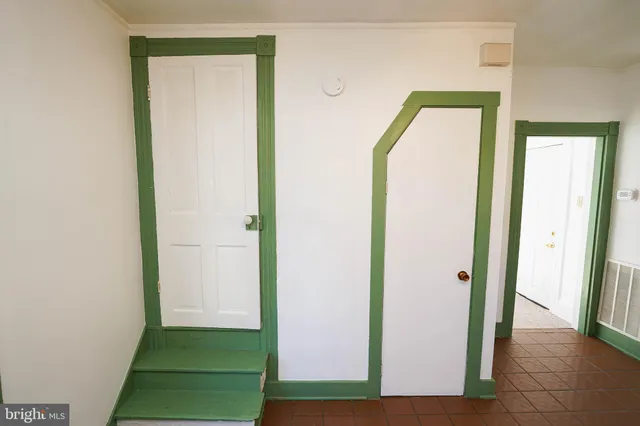 $695 | 415 East East Street, Unit A, Delmar, MD 21875