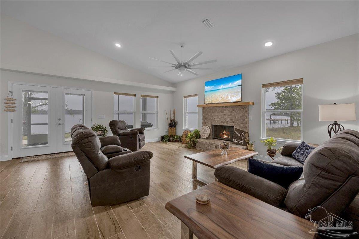 2878 Joe Pruitt Road Navarre, FL 32566 - Photo 12 of 41 Gallery Image 12