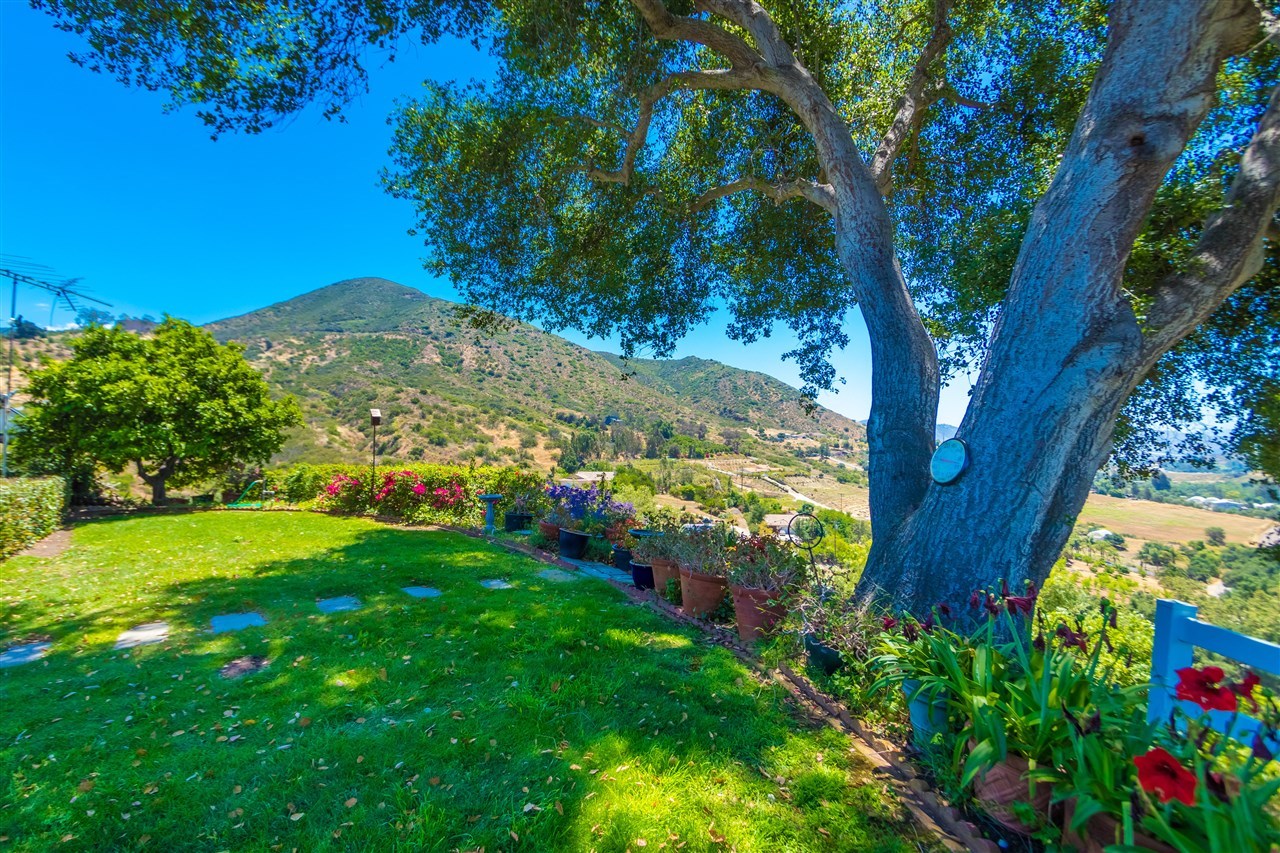 636 Stewart Canyon Road Fallbrook, CA 92028 - Photo 3 of 25