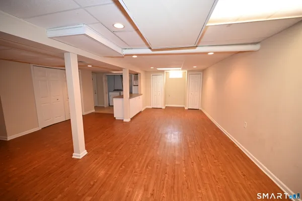 $650,000 | 46 McMahon Lane, North Branford, CT 06471