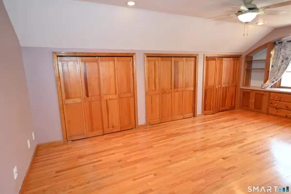 $650,000 | 46 McMahon Lane, North Branford, CT 06471