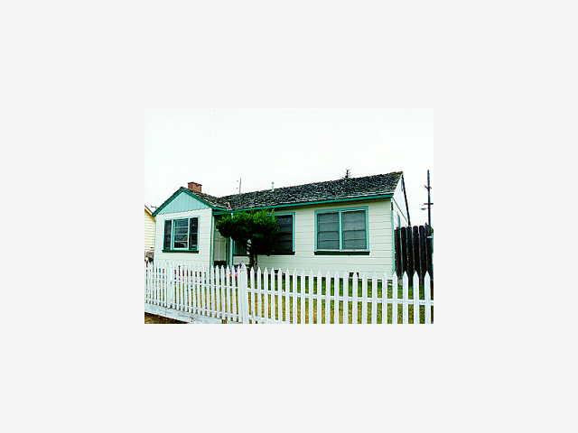 218 Rodeo Avenue North Salinas, CA 93906 - Photo 1 of 1 Gallery Image 1