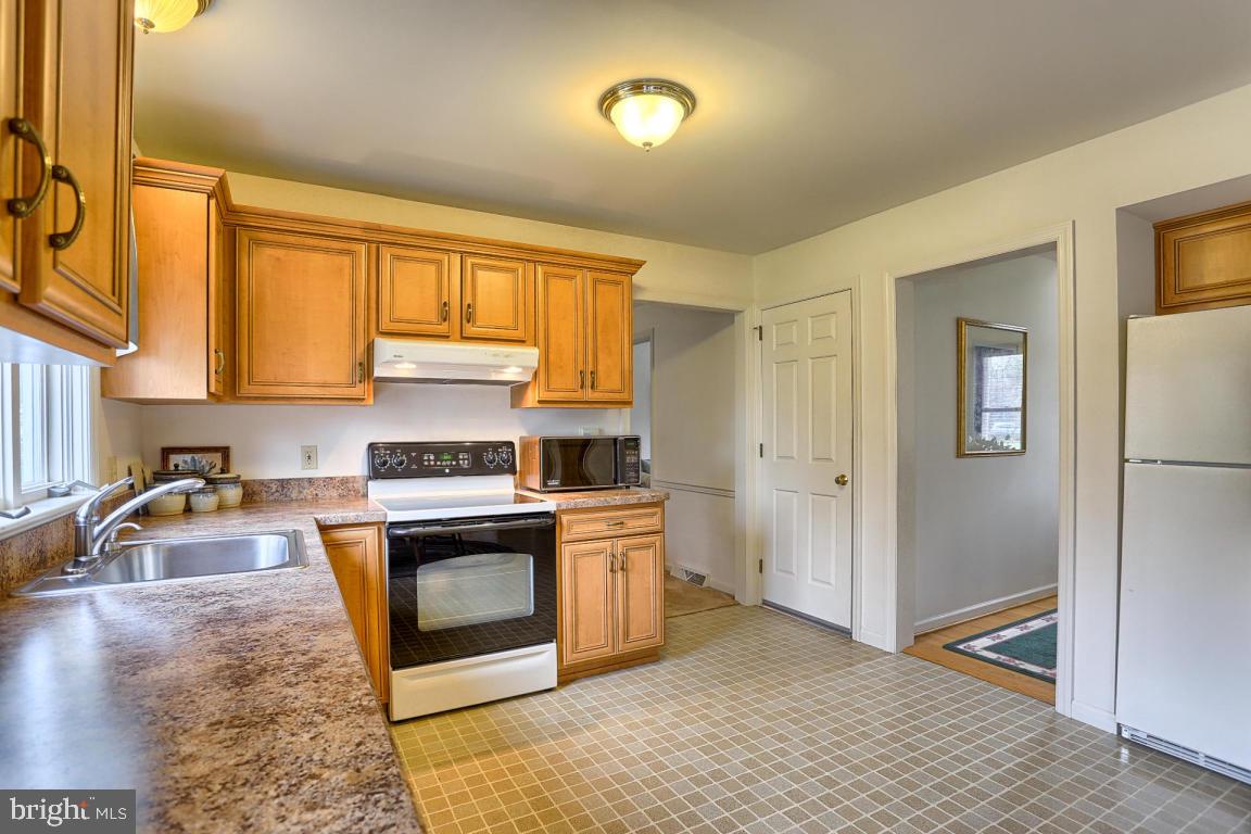 255 Kingsbridge Drive Lititz, PA 17543 - Photo 19 of 55 Gallery Image 19