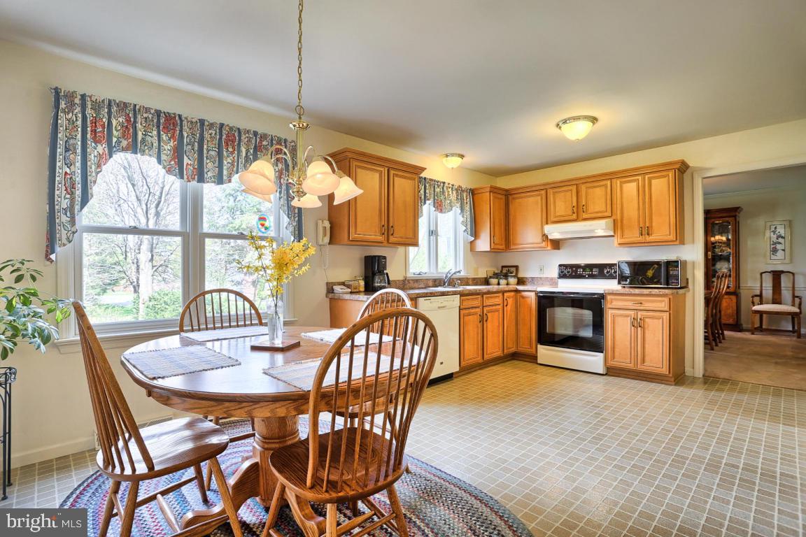 255 Kingsbridge Drive Lititz, PA 17543 - Photo 24 of 55 Gallery Image 24