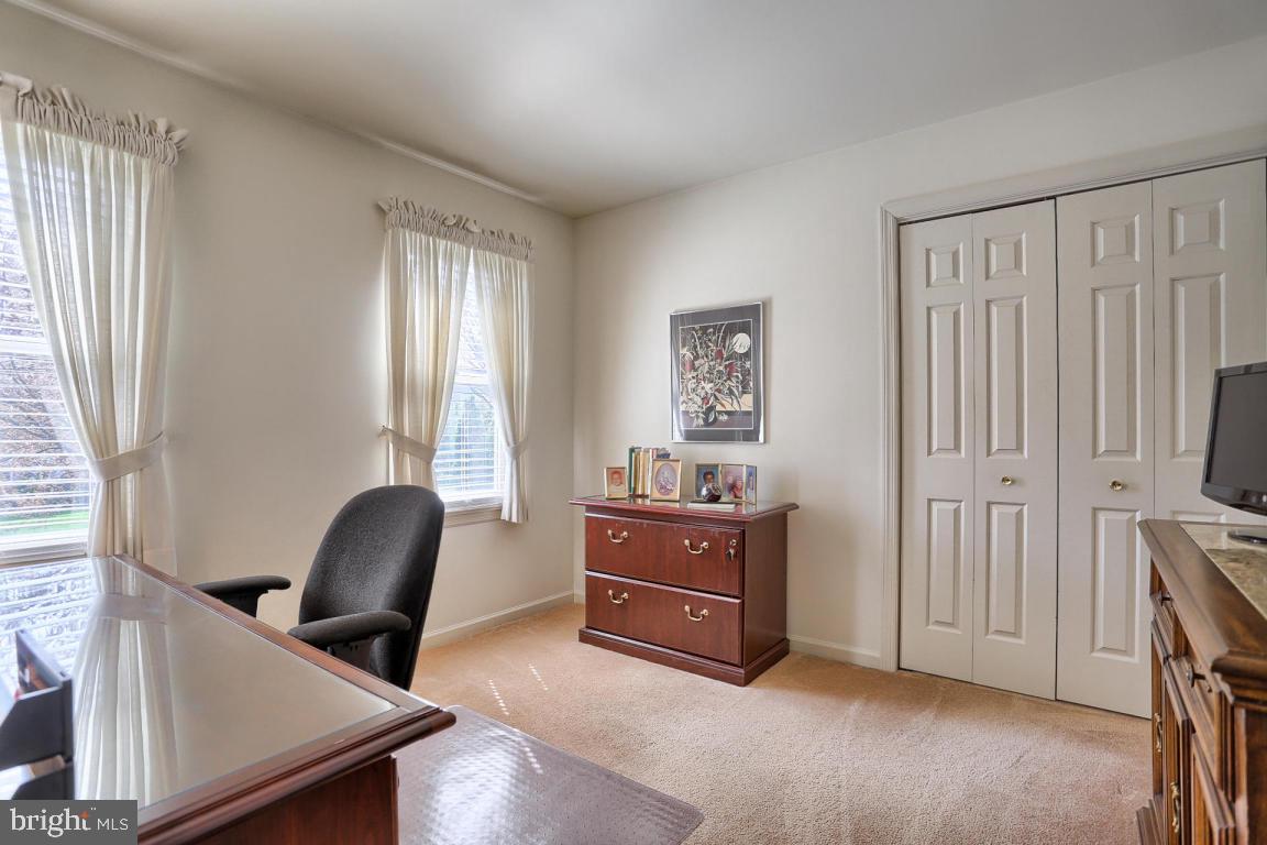 255 Kingsbridge Drive Lititz, PA 17543 - Photo 33 of 55 Gallery Image 33