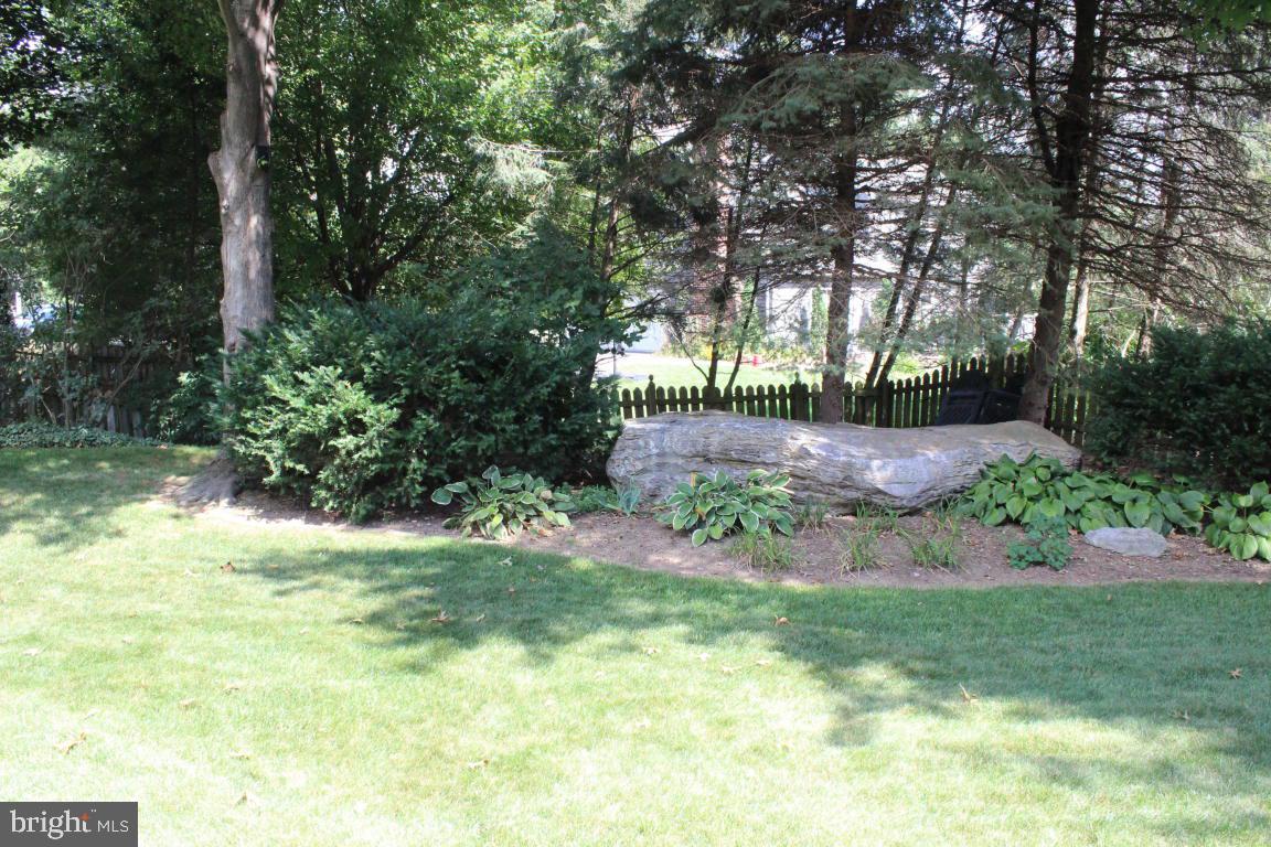 255 Kingsbridge Drive Lititz, PA 17543 - Photo 48 of 55 Gallery Image 48