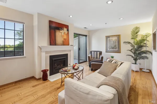 $685,000 | 109 Pelican Lane, Novato, CA 94949