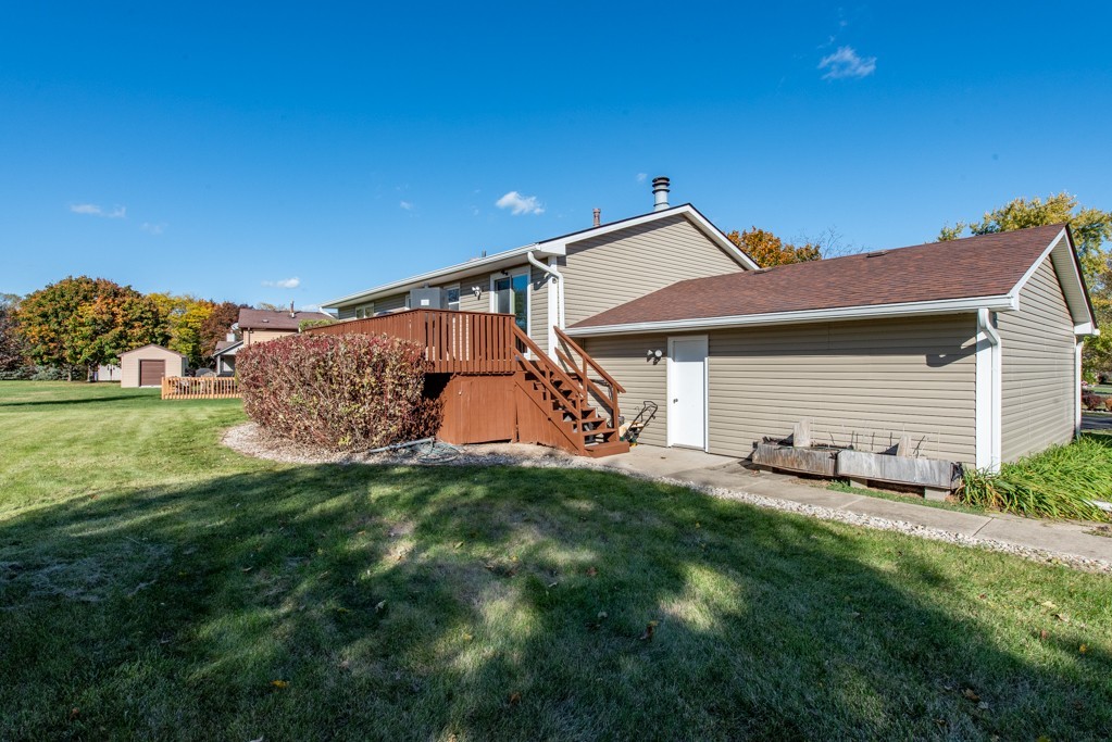 724 Roberts Road Winthrop Harbor, IL 60096 - Photo 3 of 31 a view of a house with a yard