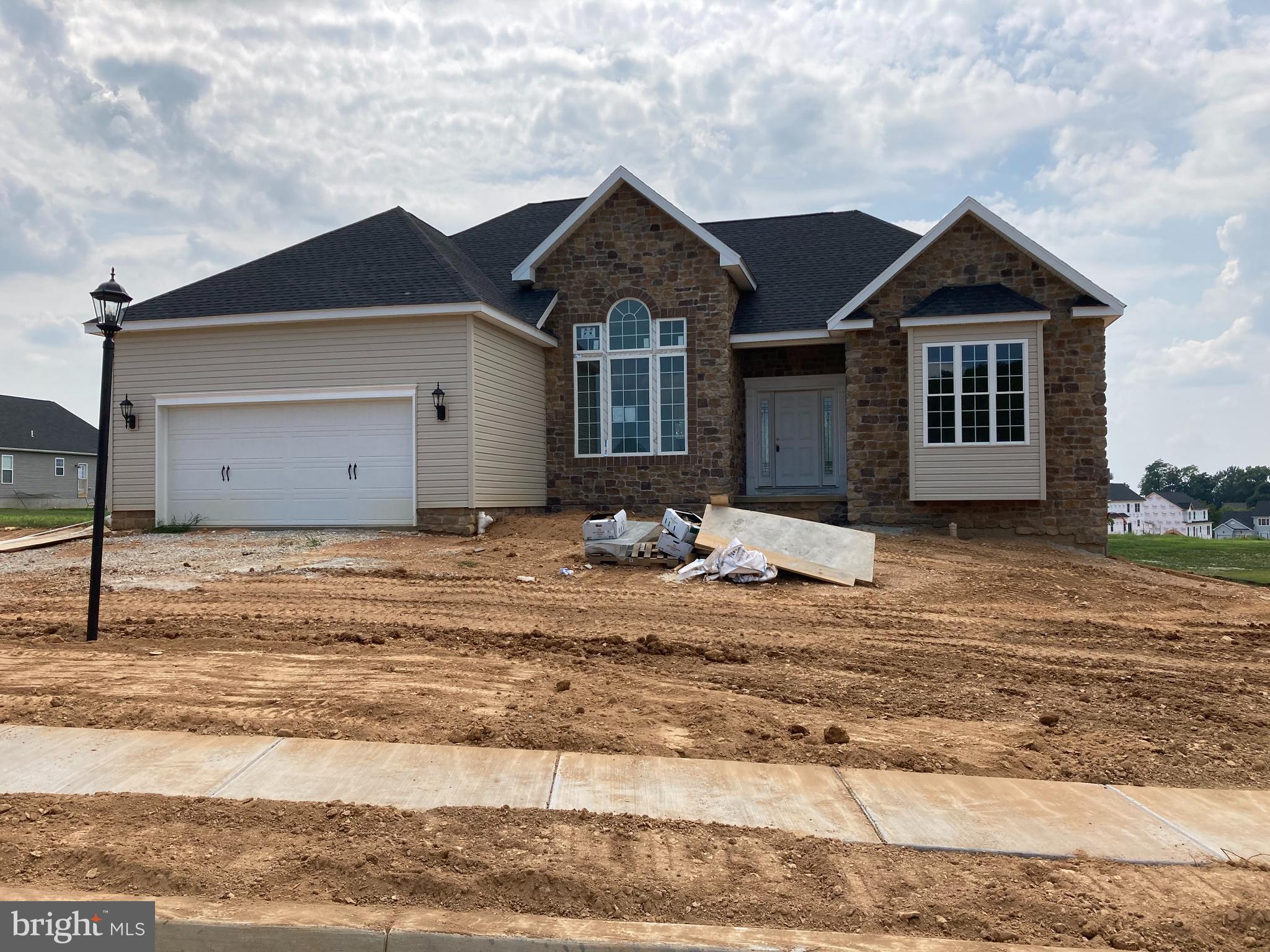 235 Ripple Drive, Unit 136 Hanover, PA 17331 - Photo 2 of 2 Exterior Photo