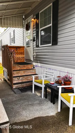 $2,300 | 4 Zephyr Lane, Saratoga Springs, NY 12866