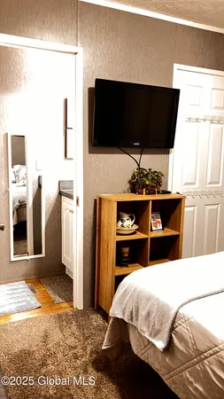 $2,300 | 4 Zephyr Lane, Saratoga Springs, NY 12866