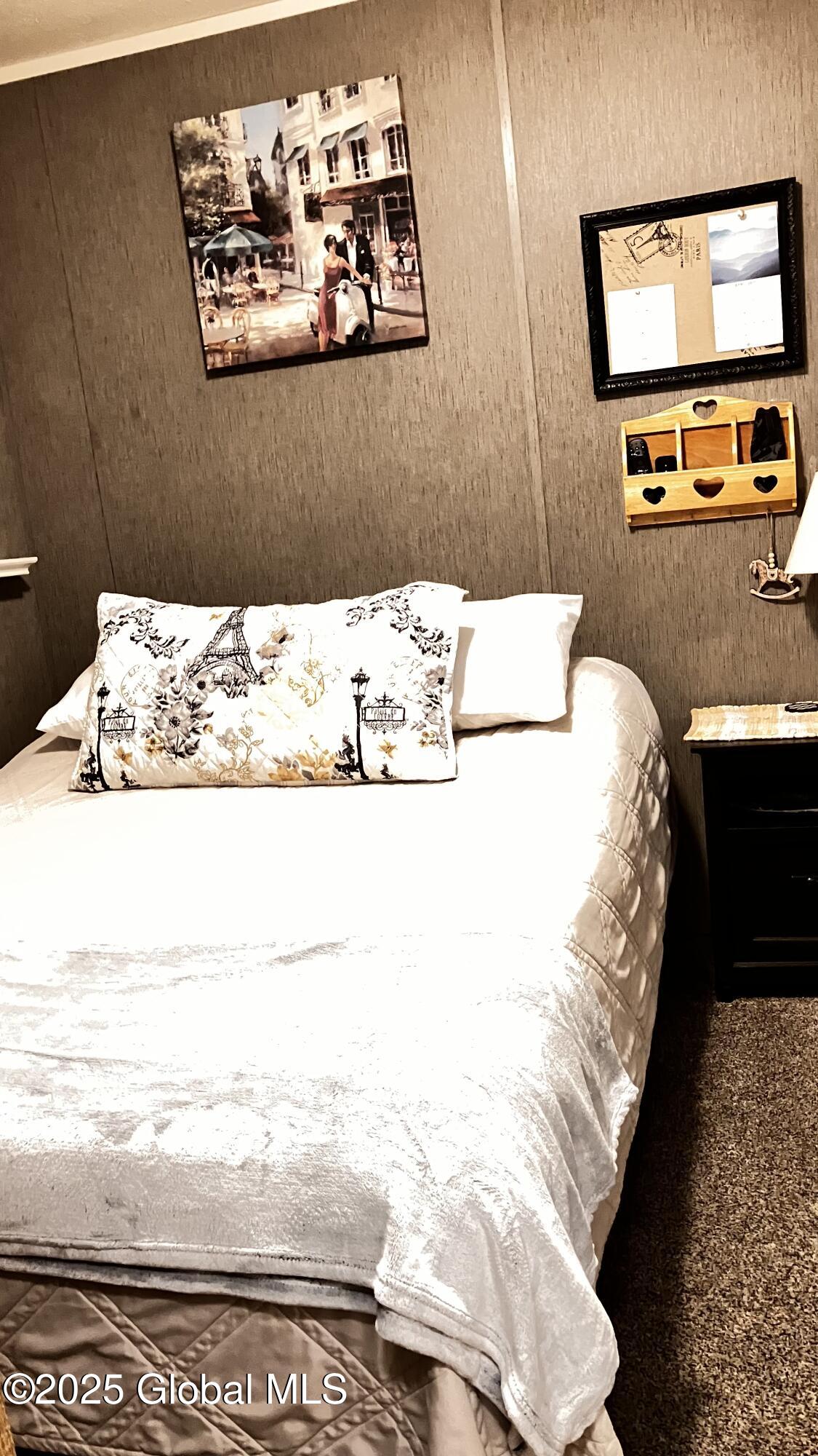 4 Zephyr Lane Saratoga Springs, NY 12866 - Photo 9 of 18 IMG_1819