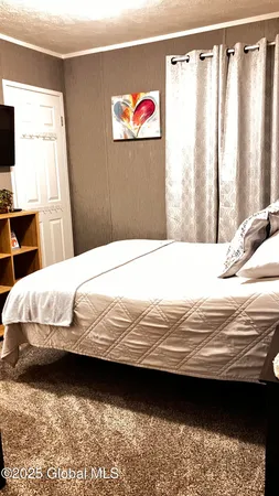 $2,300 | 4 Zephyr Lane, Saratoga Springs, NY 12866