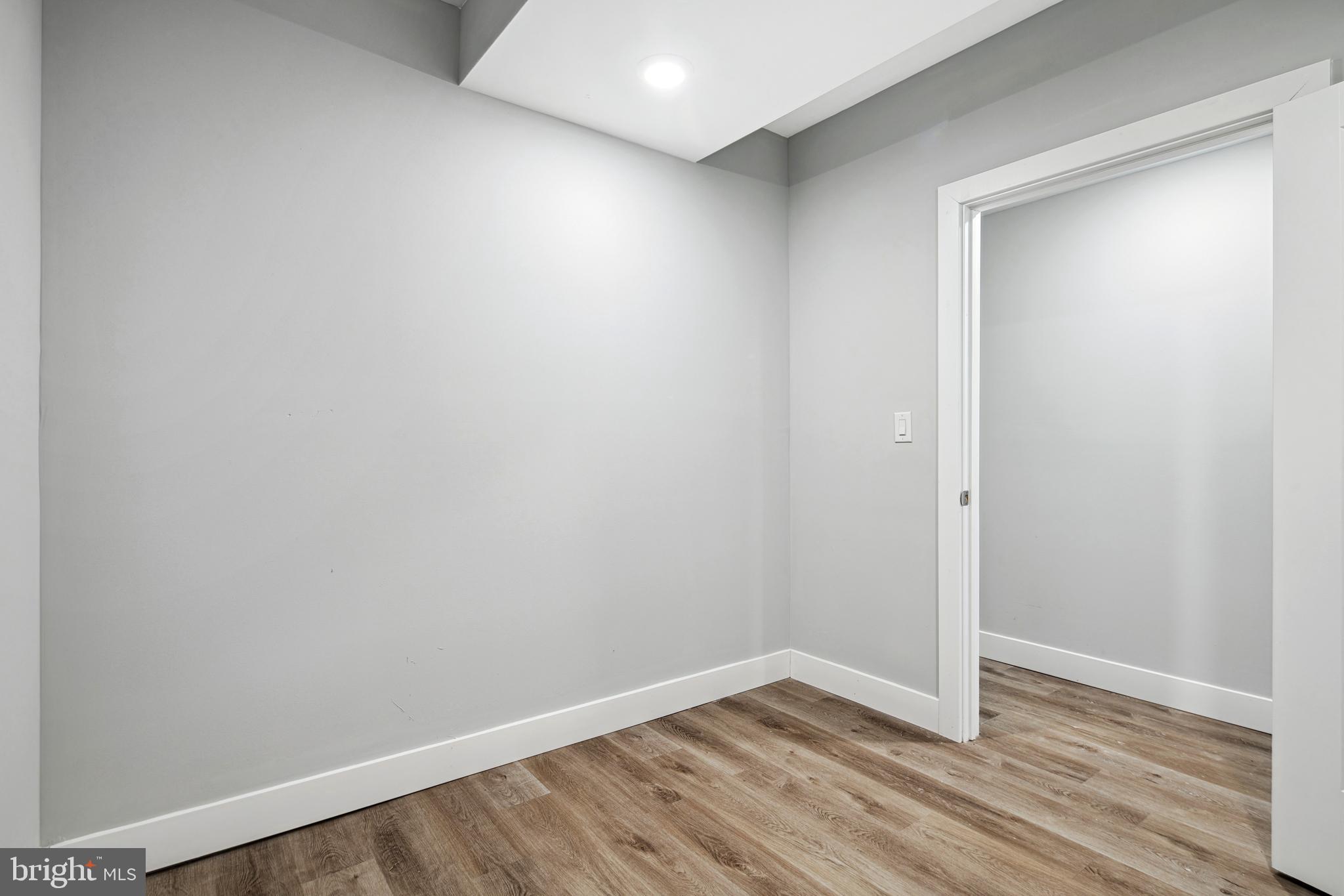 1124 Divinity Street Philadelphia, PA 19143 - Photo 29 of 37